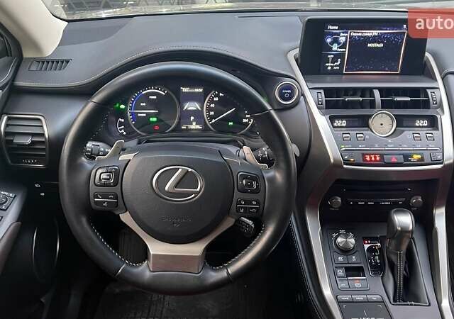 Сірий Лексус НХ, об'ємом двигуна 2.49 л та пробігом 90 тис. км за 34651 $, фото 8 на Automoto.ua