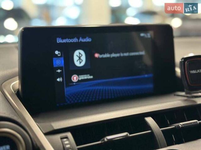 Сірий Лексус НХ, об'ємом двигуна 2.49 л та пробігом 100 тис. км за 32900 $, фото 24 на Automoto.ua