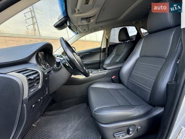 Лексус НХ 2018 в Одессе на Automoto.ua Серый Лексус НХ, объемом двигателя 2 л и пробегом 85 тыс. км за 26500 $, фото 15 на Automoto.ua