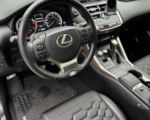Лексус НХ 2018 у Києві на Automoto.ua Сірий Лексус НХ, об'ємом двигуна 2 л та пробігом 82 тис. км за 36000 $, фото 20 на Automoto.ua
