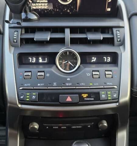 Серый Лексус НХ, объемом двигателя 2 л и пробегом 51 тыс. км за 28500 $, фото 20 на Automoto.ua