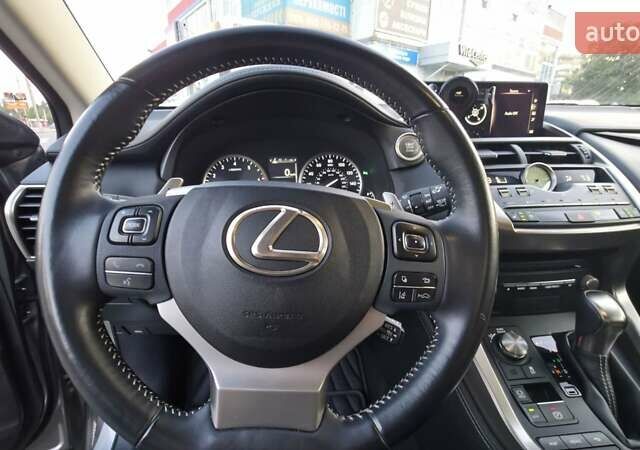 Серый Лексус НХ, объемом двигателя 2 л и пробегом 51 тыс. км за 28500 $, фото 18 на Automoto.ua