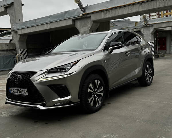 Лексус НХ 2018 у Києві на Automoto.ua Сірий Лексус НХ, об'ємом двигуна 2 л та пробігом 82 тис. км за 36000 $, фото 13 на Automoto.ua