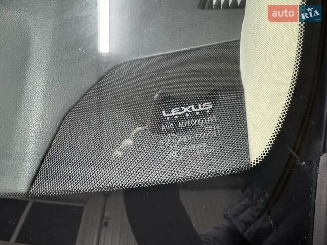 Сірий Лексус НХ, об'ємом двигуна 1.99 л та пробігом 35 тис. км за 35555 $, фото 50 на Automoto.ua