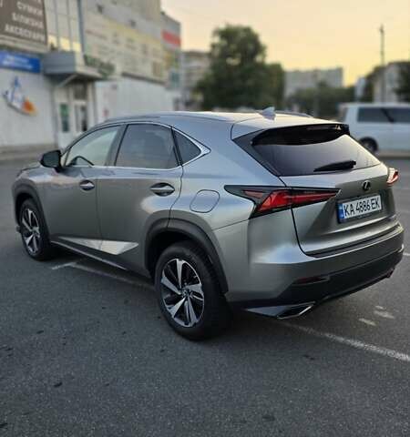Серый Лексус НХ, объемом двигателя 2 л и пробегом 51 тыс. км за 28500 $, фото 10 на Automoto.ua