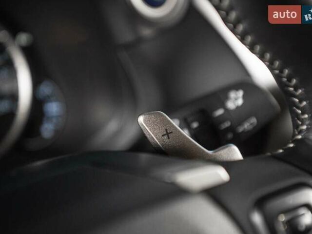 Сірий Лексус НХ, об'ємом двигуна 2.49 л та пробігом 69 тис. км за 37500 $, фото 30 на Automoto.ua