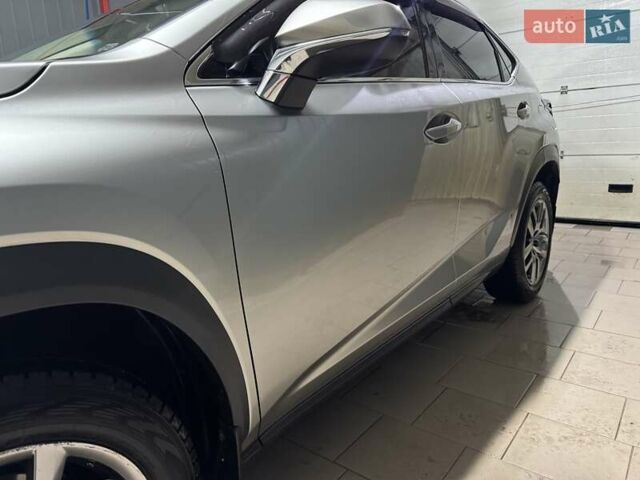 Сірий Лексус НХ, об'ємом двигуна 1.99 л та пробігом 35 тис. км за 35555 $, фото 9 на Automoto.ua