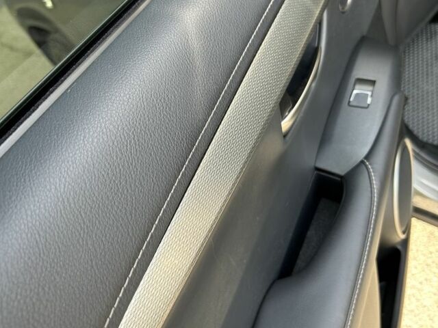 Сірий Лексус НХ, об'ємом двигуна 2 л та пробігом 131 тис. км за 30000 $, фото 11 на Automoto.ua