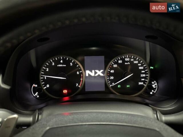 Сірий Лексус НХ, об'ємом двигуна 1.99 л та пробігом 35 тис. км за 35555 $, фото 37 на Automoto.ua