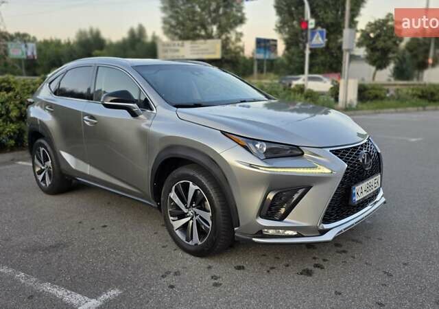 Серый Лексус НХ, объемом двигателя 2 л и пробегом 51 тыс. км за 28500 $, фото 5 на Automoto.ua