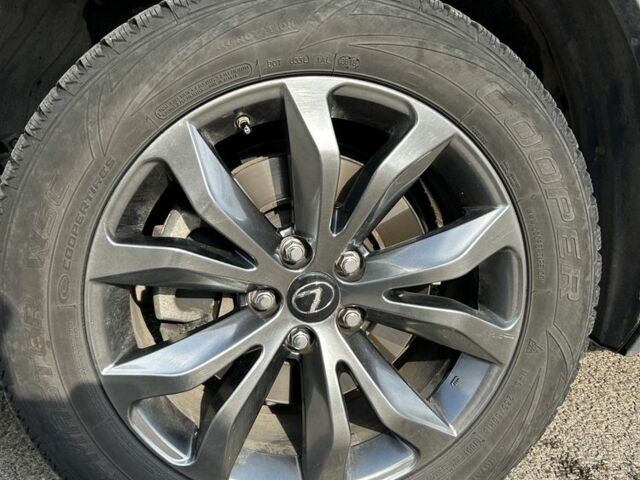 Сірий Лексус НХ, об'ємом двигуна 2 л та пробігом 131 тис. км за 30000 $, фото 6 на Automoto.ua