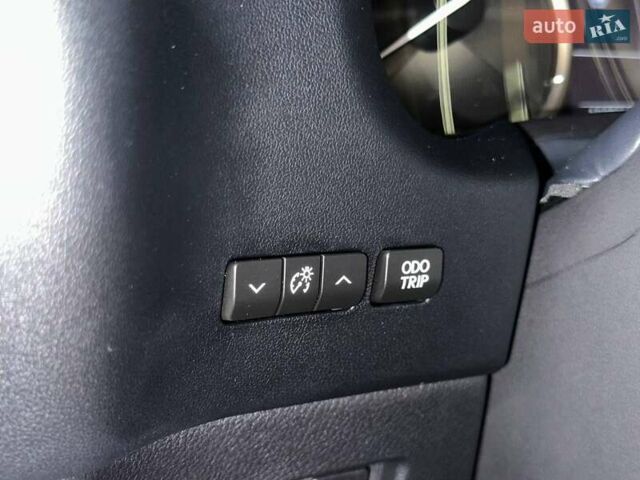 Сірий Лексус НХ, об'ємом двигуна 2.49 л та пробігом 100 тис. км за 32900 $, фото 15 на Automoto.ua