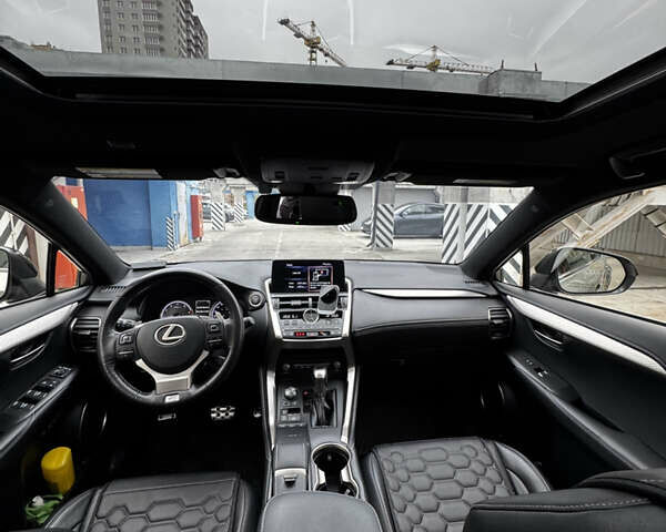 Лексус НХ 2018 у Києві на Automoto.ua Сірий Лексус НХ, об'ємом двигуна 2 л та пробігом 82 тис. км за 36000 $, фото 39 на Automoto.ua