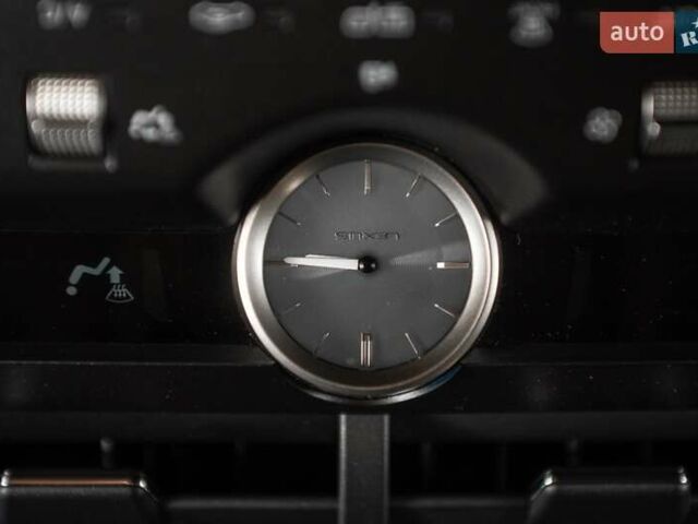 Сірий Лексус НХ, об'ємом двигуна 2.49 л та пробігом 69 тис. км за 37500 $, фото 19 на Automoto.ua