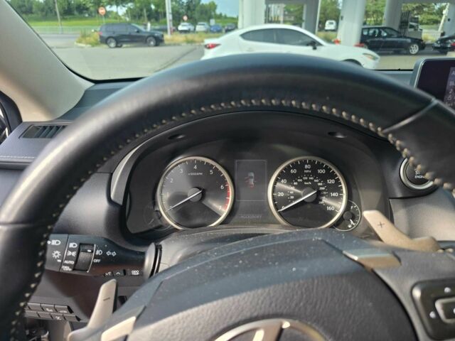 Сірий Лексус НХ, об'ємом двигуна 2 л та пробігом 48 тис. км за 28500 $, фото 3 на Automoto.ua