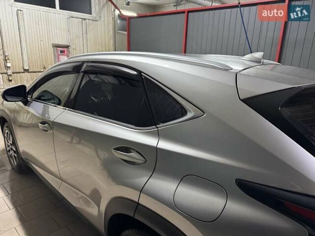 Сірий Лексус НХ, об'ємом двигуна 1.99 л та пробігом 35 тис. км за 35555 $, фото 16 на Automoto.ua