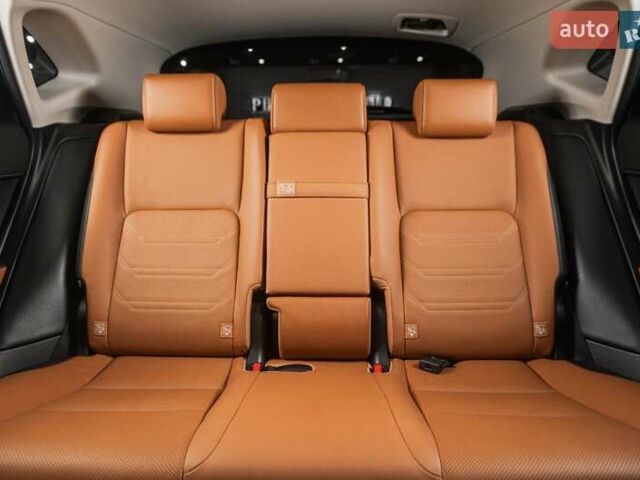 Сірий Лексус НХ, об'ємом двигуна 2.49 л та пробігом 69 тис. км за 37500 $, фото 33 на Automoto.ua