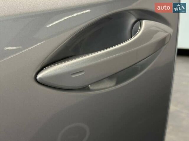 Сірий Лексус НХ, об'ємом двигуна 2.49 л та пробігом 100 тис. км за 32900 $, фото 9 на Automoto.ua