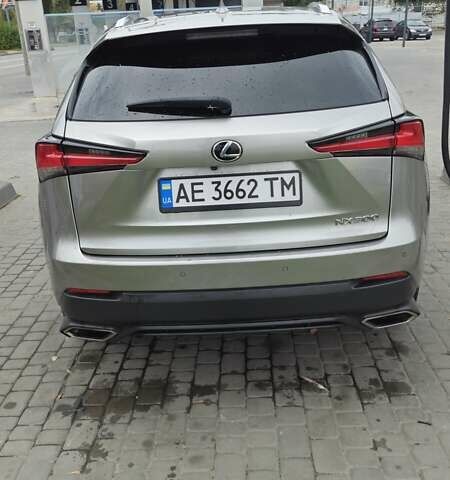 Лексус НХ 2019 у Дніпро (Дніпропетровську) на Automoto.ua Сірий Лексус НХ, об'ємом двигуна 2 л та пробігом 80 тис. км за 31000 $, фото 1 на Automoto.ua