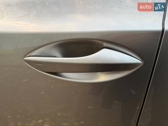 Серый Лексус НХ, объемом двигателя 2 л и пробегом 35 тыс. км за 24999 $, фото 32 на Automoto.ua