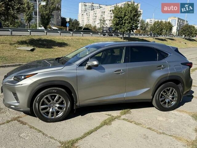 Серый Лексус НХ, объемом двигателя 2 л и пробегом 66 тыс. км за 35500 $, фото 1 на Automoto.ua