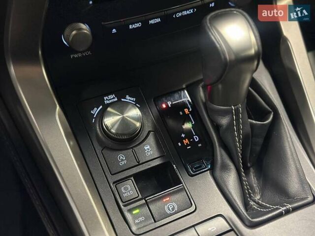 Серый Лексус НХ, объемом двигателя 1.99 л и пробегом 195 тыс. км за 27900 $, фото 22 на Automoto.ua