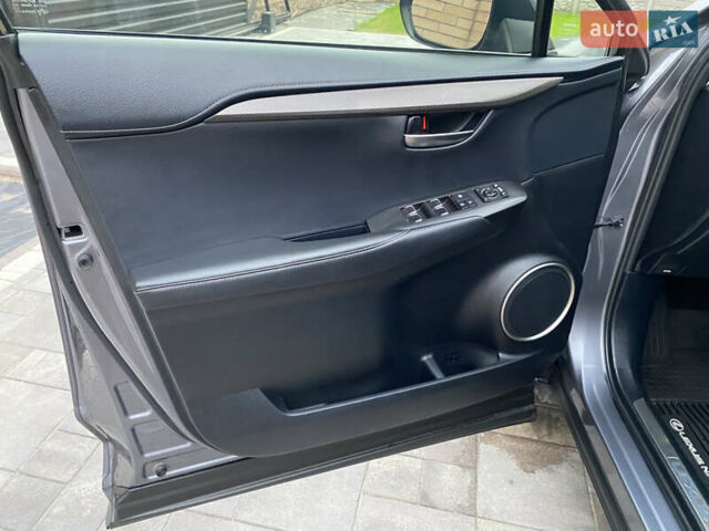 Лексус НХ 2019 в Житомире на Automoto.ua Серый Лексус НХ, объемом двигателя 2.49 л и пробегом 43 тыс. км за 32800 $, фото 19 на Automoto.ua