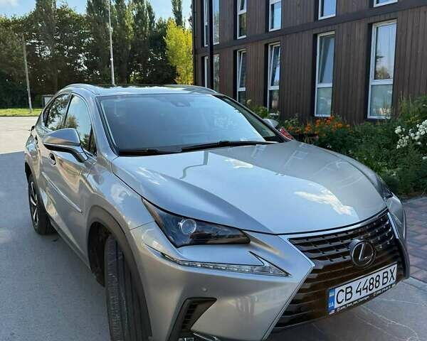 Серый Лексус НХ, объемом двигателя 2 л и пробегом 25 тыс. км за 31000 $, фото 7 на Automoto.ua