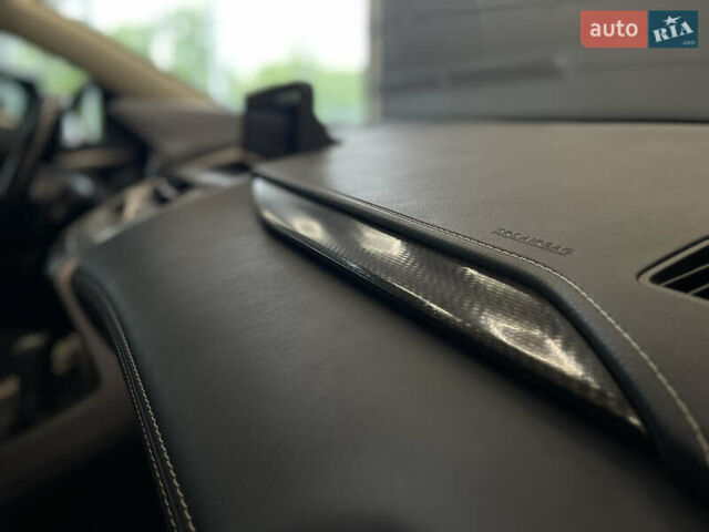 Сірий Лексус НХ, об'ємом двигуна 2 л та пробігом 75 тис. км за 28000 $, фото 43 на Automoto.ua
