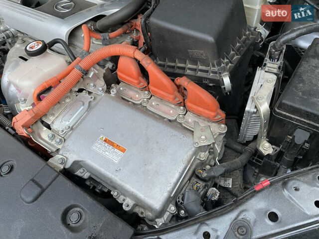 Лексус НХ 2019 в Житомире на Automoto.ua Серый Лексус НХ, объемом двигателя 2.49 л и пробегом 43 тыс. км за 32800 $, фото 27 на Automoto.ua