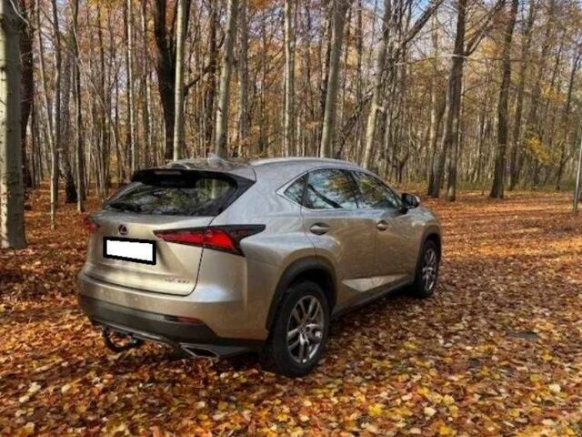 Сірий Лексус НХ, об'ємом двигуна 2 л та пробігом 53 тис. км за 17600 $, фото 1 на Automoto.ua