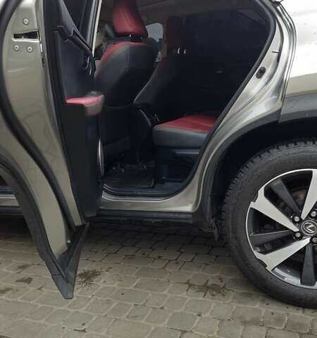 Лексус НХ 2019 у Дніпро (Дніпропетровську) на Automoto.ua Сірий Лексус НХ, об'ємом двигуна 2 л та пробігом 80 тис. км за 31000 $, фото 13 на Automoto.ua