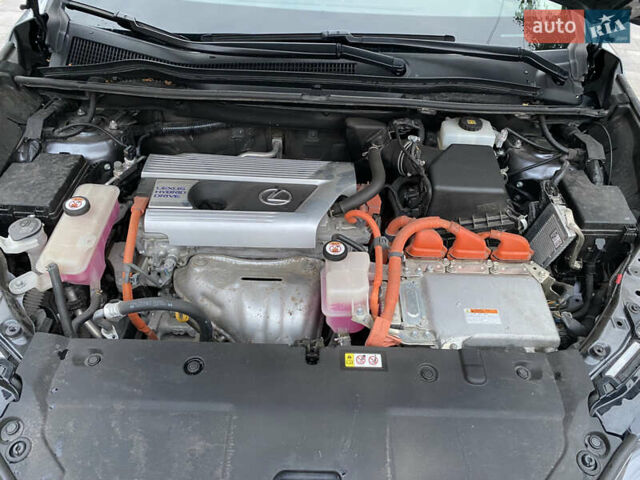 Лексус НХ 2019 в Житомире на Automoto.ua Серый Лексус НХ, объемом двигателя 2.49 л и пробегом 43 тыс. км за 32800 $, фото 25 на Automoto.ua