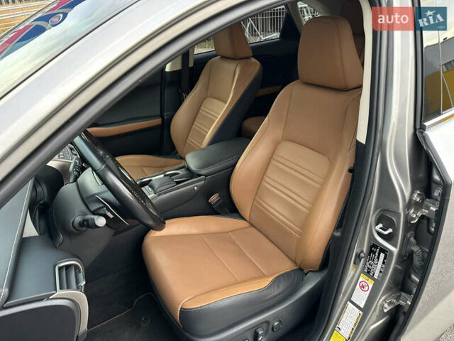 Сірий Лексус НХ, об'ємом двигуна 2 л та пробігом 70 тис. км за 25999 $, фото 21 на Automoto.ua