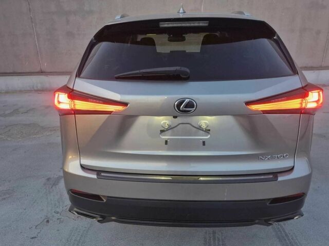 Серый Лексус НХ, объемом двигателя 2 л и пробегом 75 тыс. км за 16700 $, фото 13 на Automoto.ua