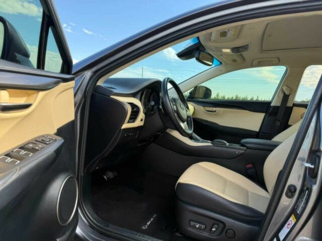 Серый Лексус НХ, объемом двигателя 2 л и пробегом 35 тыс. км за 14000 $, фото 7 на Automoto.ua