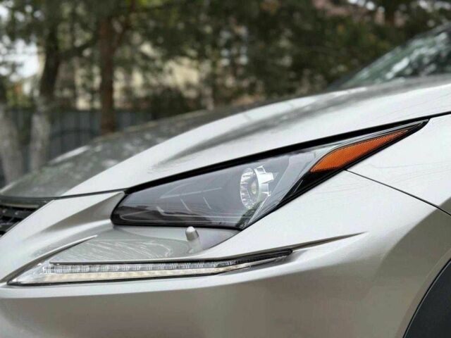 Серый Лексус НХ, объемом двигателя 0 л и пробегом 43 тыс. км за 23700 $, фото 3 на Automoto.ua