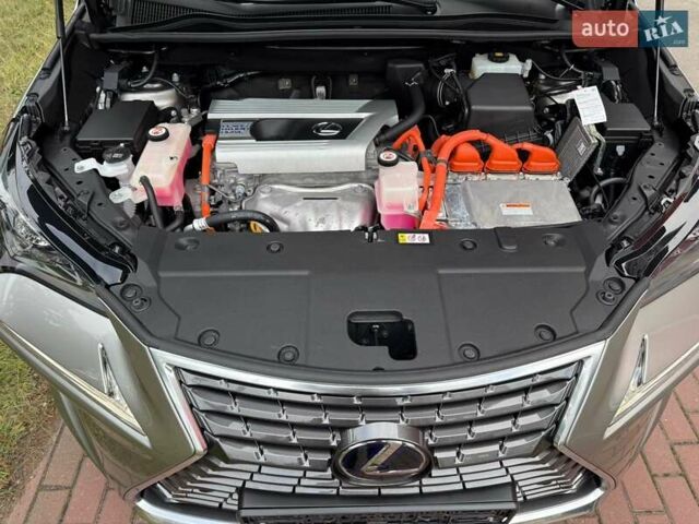 Сірий Лексус НХ, об'ємом двигуна 2.49 л та пробігом 64 тис. км за 35990 $, фото 52 на Automoto.ua