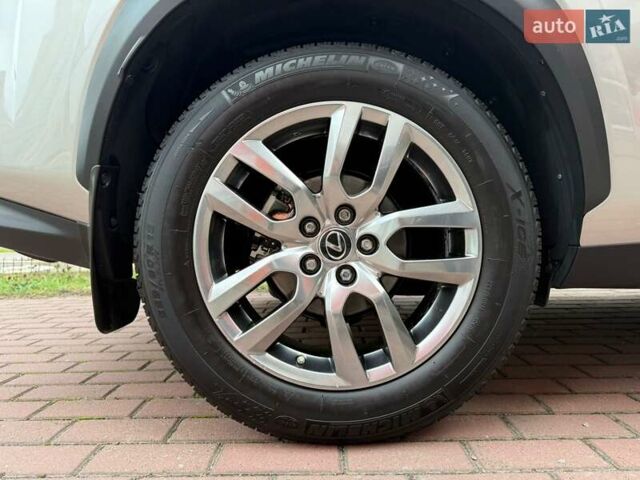 Сірий Лексус НХ, об'ємом двигуна 2.49 л та пробігом 64 тис. км за 35990 $, фото 27 на Automoto.ua