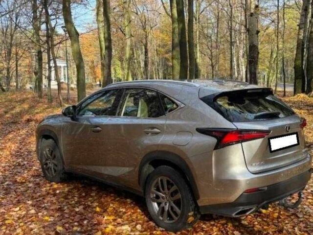 Сірий Лексус НХ, об'ємом двигуна 2 л та пробігом 53 тис. км за 17600 $, фото 3 на Automoto.ua