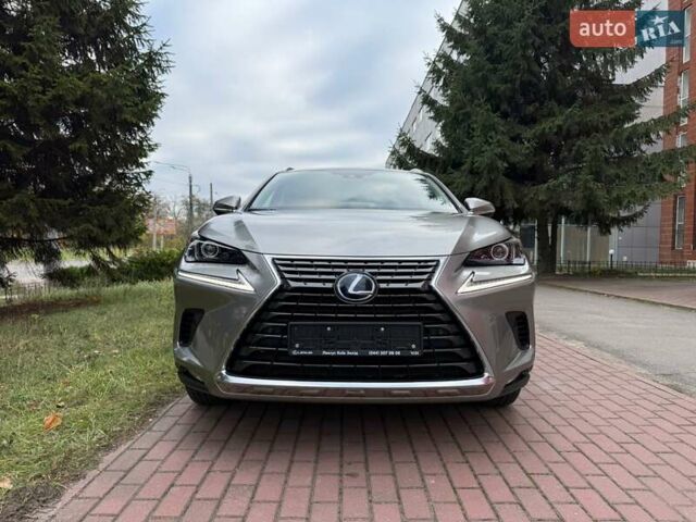 Сірий Лексус НХ, об'ємом двигуна 2.49 л та пробігом 64 тис. км за 35990 $, фото 35 на Automoto.ua