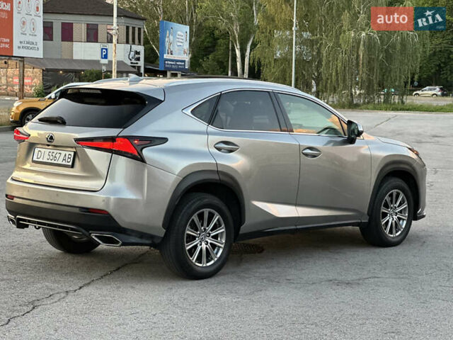Сірий Лексус НХ, об'ємом двигуна 2 л та пробігом 70 тис. км за 25999 $, фото 14 на Automoto.ua
