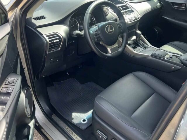 Сірий Лексус НХ, об'ємом двигуна 2 л та пробігом 23 тис. км за 13900 $, фото 9 на Automoto.ua