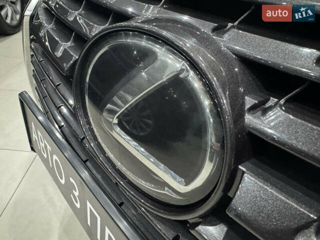 Сірий Лексус НХ, об'ємом двигуна 2 л та пробігом 26 тис. км за 29990 $, фото 6 на Automoto.ua