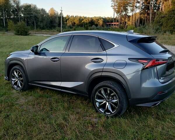 Сірий Лексус НХ, об'ємом двигуна 1.99 л та пробігом 60 тис. км за 32000 $, фото 3 на Automoto.ua