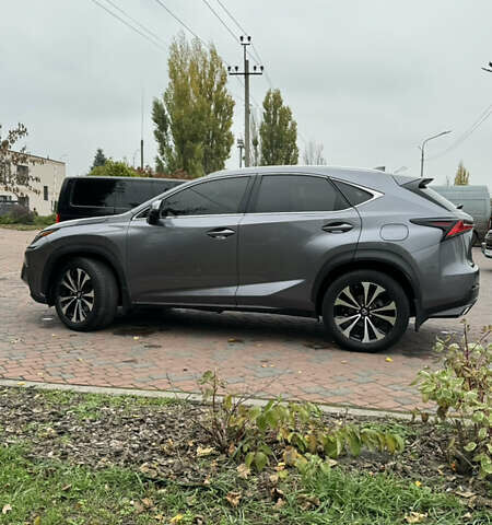 Серый Лексус НХ, объемом двигателя 2 л и пробегом 69 тыс. км за 30900 $, фото 9 на Automoto.ua