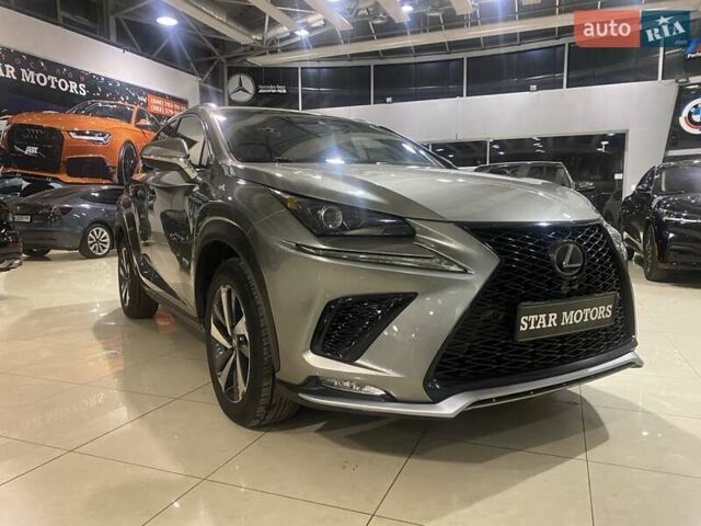 Сірий Лексус НХ, об'ємом двигуна 2 л та пробігом 55 тис. км за 29999 $, фото 4 на Automoto.ua