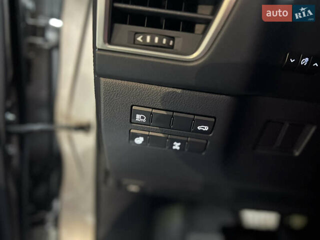 Сірий Лексус НХ, об'ємом двигуна 1.99 л та пробігом 48 тис. км за 32900 $, фото 34 на Automoto.ua