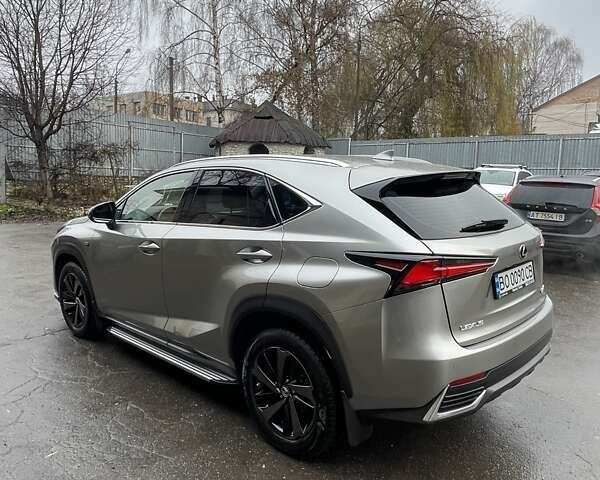 Серый Лексус НХ, объемом двигателя 1.99 л и пробегом 47 тыс. км за 29500 $, фото 3 на Automoto.ua