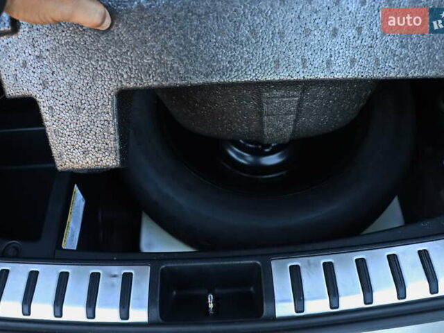 Сірий Лексус НХ, об'ємом двигуна 2 л та пробігом 61 тис. км за 35555 $, фото 11 на Automoto.ua